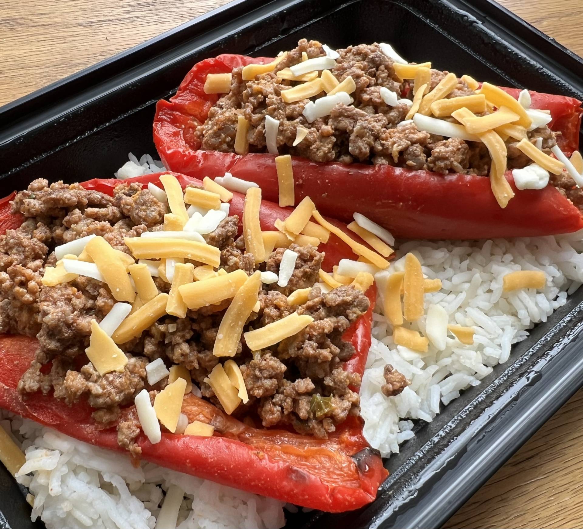 001. [NEW] Ground Beef Stuffed Pepper with White Rice