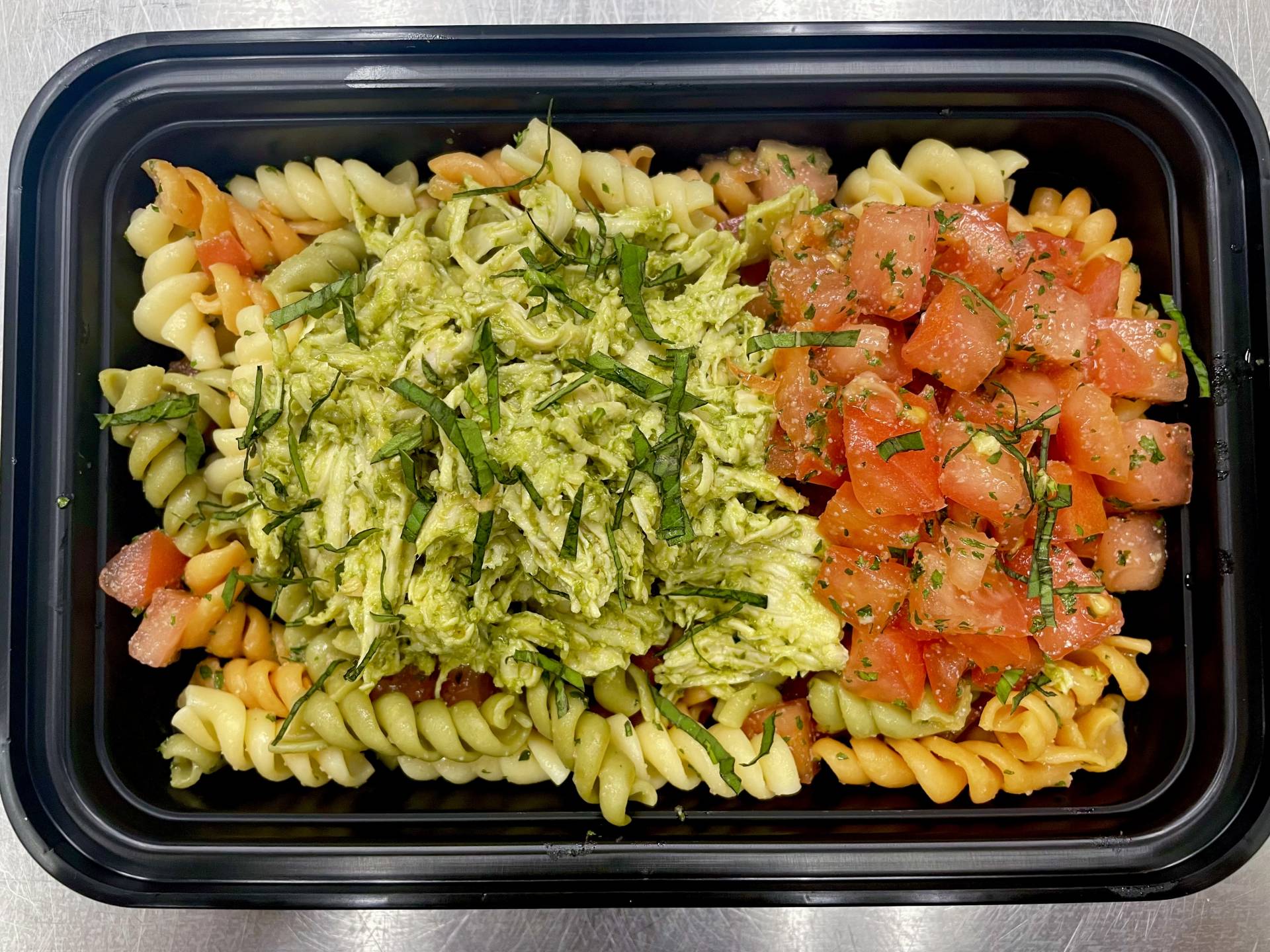 002. [NEW] Pesto Shredded Chicken Over Penne With Tomatoes