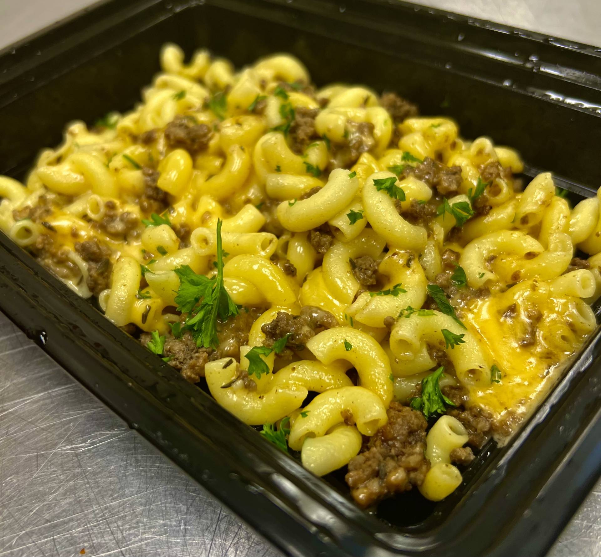 002. [New Recipe] Beefy Macaroni & Cheese