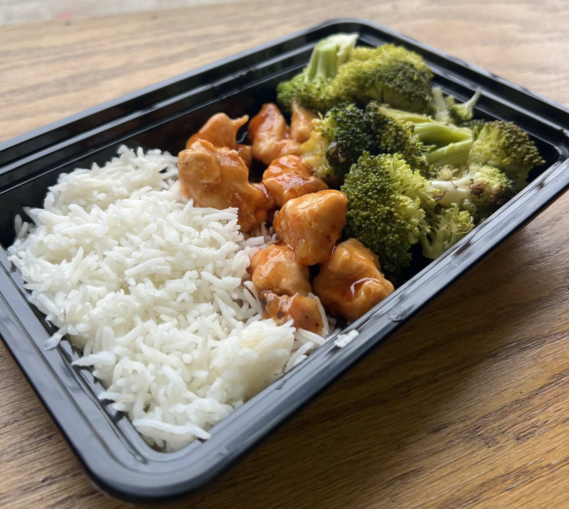 08. General Tso's Chicken with White Rice & Broccoli