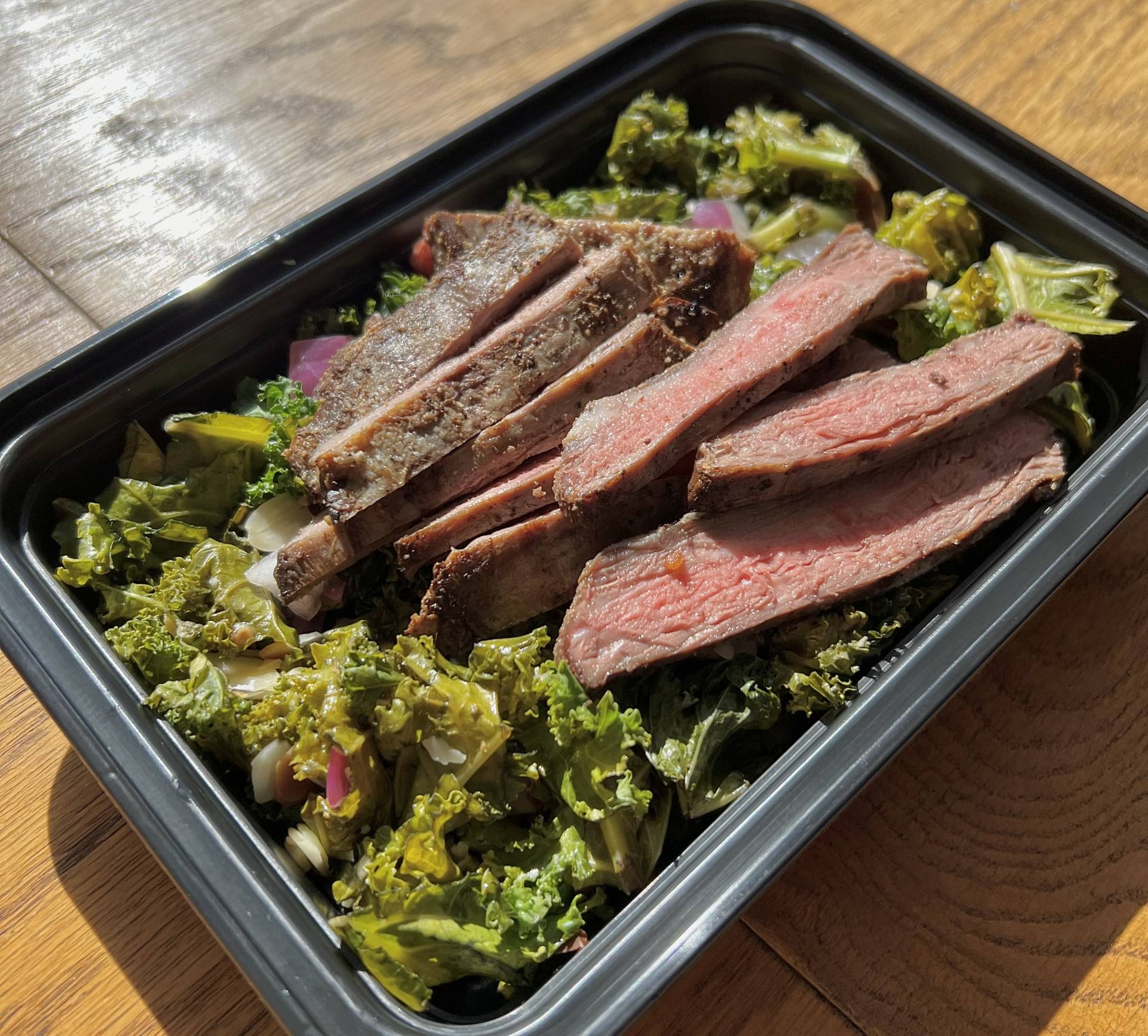 008. [NEW] Steak Salad with Sautéed Kale, Red Onions & Almond (KETO)